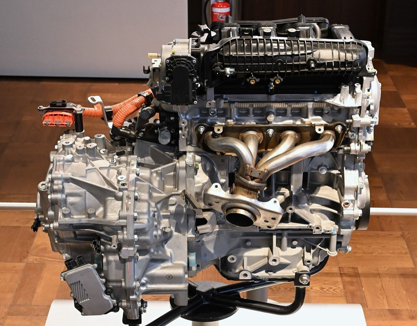 Hybrid powertrain unit on display