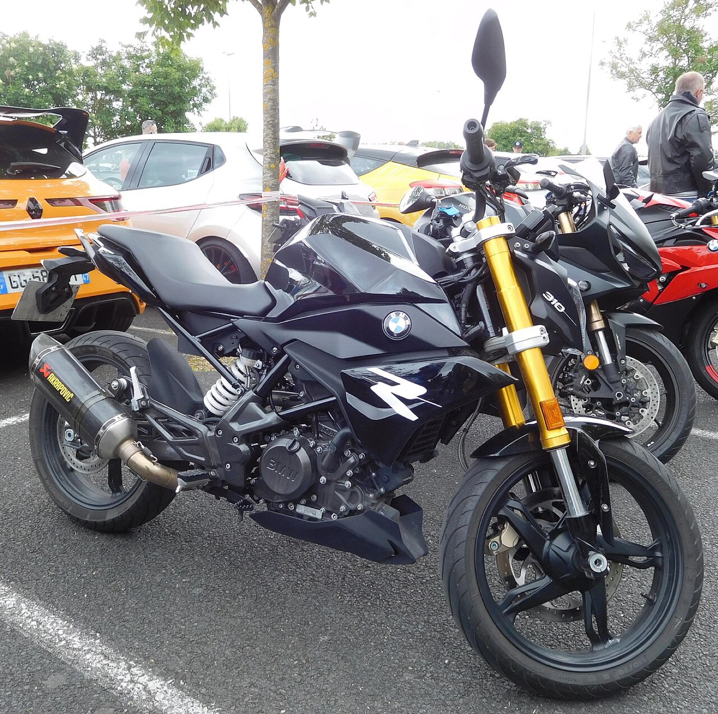 BMW G 310 R naked sportbike in black